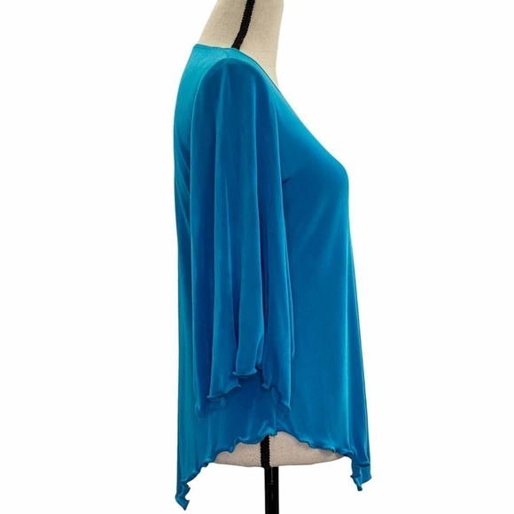 CITIKNITS Blue 3/4 Sleeve Asymmetrical Scalloped Hem Blouse - Picture 4 of 11